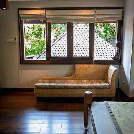 D'Sriwing Villa Gallery Kuta  Exterior photo