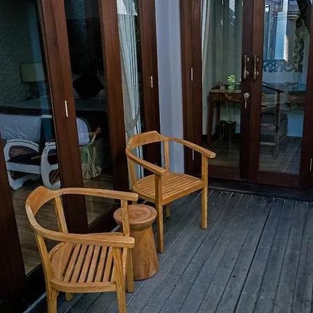 D'Sriwing Villa Gallery Kuta  Exterior photo